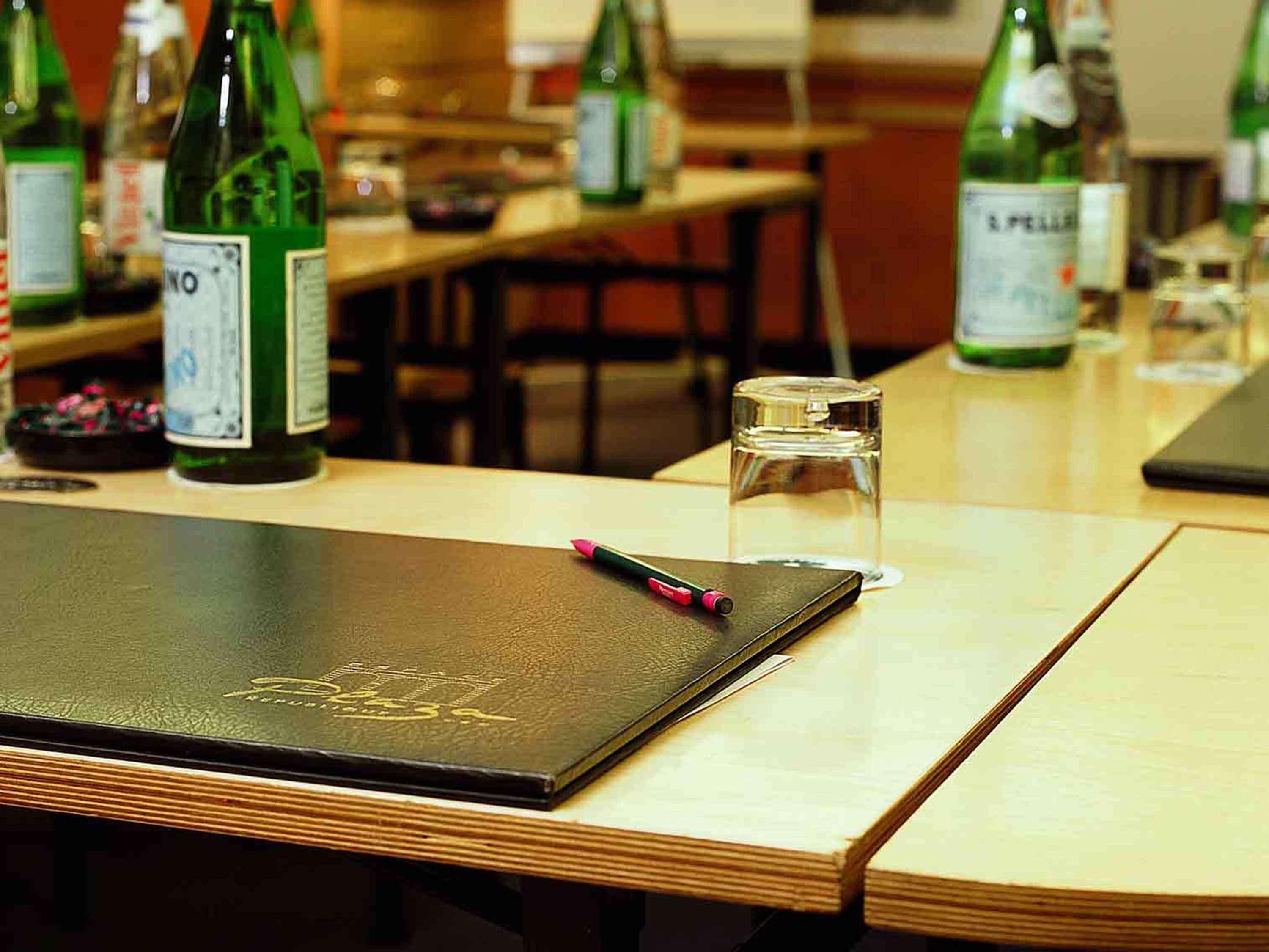 Mercure Lyon Centre Plaza Republique Luaran gambar