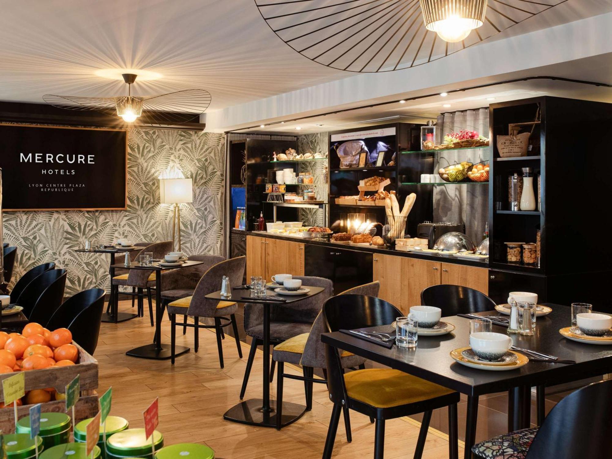 Mercure Lyon Centre Plaza Republique Luaran gambar
